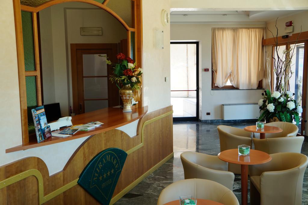 Hotel Ristorante Miramare 마리나디지오이사이오니카 외부 사진